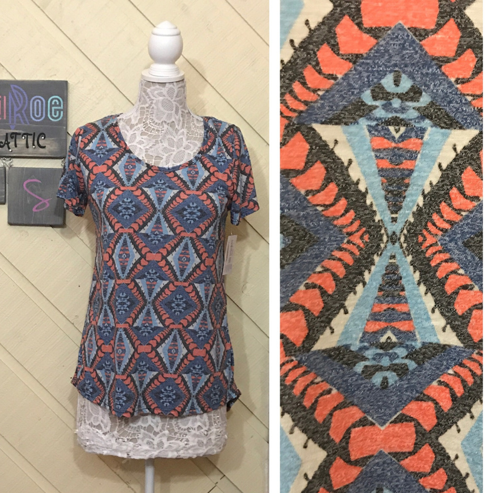 ❤️4 for $30❤️NWT LLR Small Vintage Look Classic T